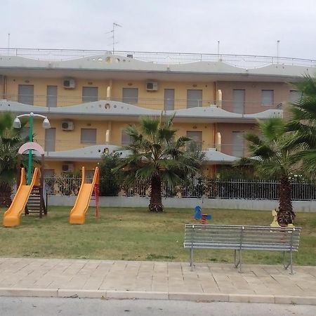 Residence Albadorata Campomarino Exterior foto